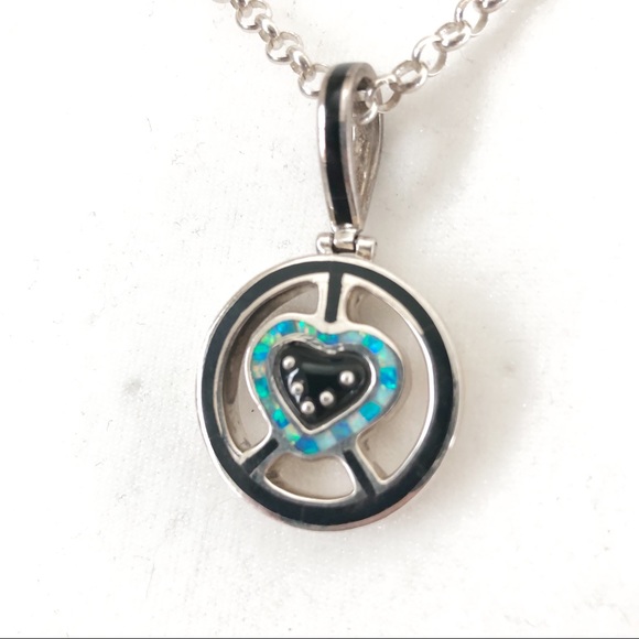 Cynthia Griffis Sterling Silver Heart Peace Symbol Pendant Cable Chain Necklace - Picture 2 of 12